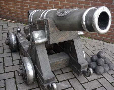 Piraten kanon met kanonskogels