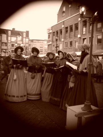 antiekefotograafbertjeplukdemarktkerstmarkdordrecht300.jpg