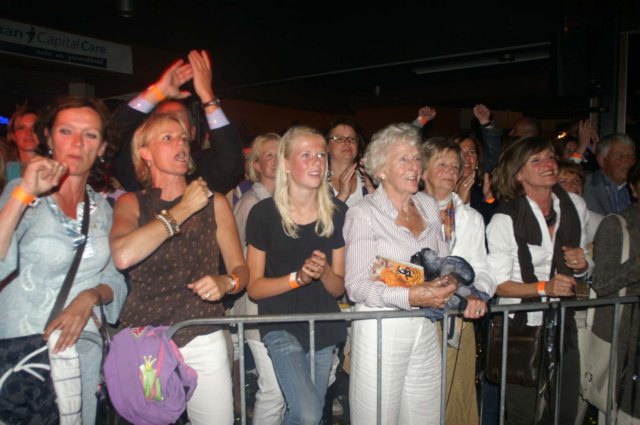 hockey_club_oranje_zwart100.jpg