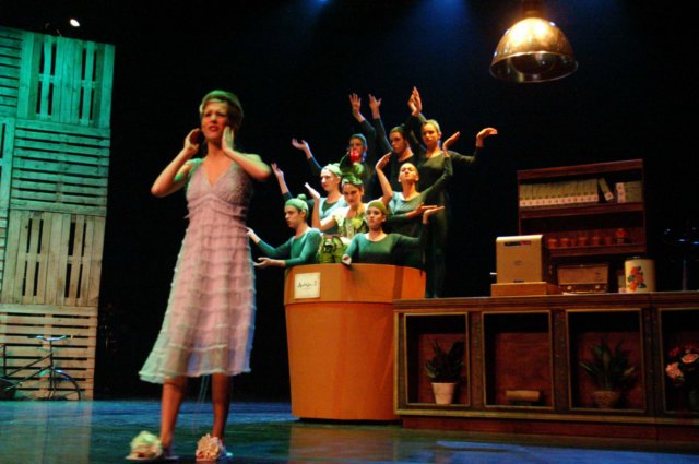 litlleshopofhorrors_theaterplan_2009_eindhoven476.jpg