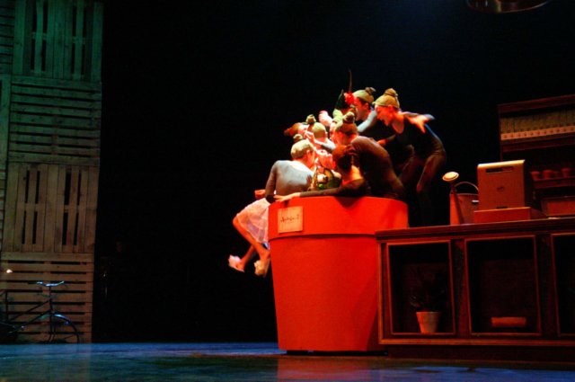 litlleshopofhorrors_theaterplan_2009_eindhoven480.jpg