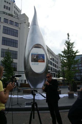 sculptuur_lichtdruppel_eindhoven_onthullingeslevents31.jpg