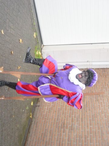 kledingverhuuresleindhovenzwartepiet20.jpg