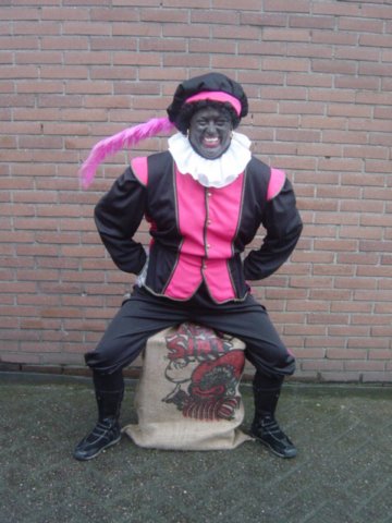 kledingverhuuresleindhovenzwartepiet41.jpg
