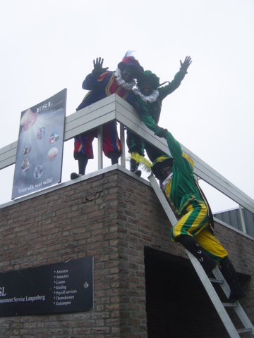 kledingverhuuresleindhovenzwartepiet52.jpg