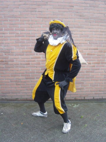 kledingverhuuresleindhovenzwartepiet33.jpg