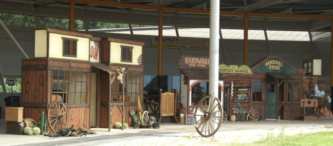 Klik op de foto voor meer informatie over onze inloop saloon decor