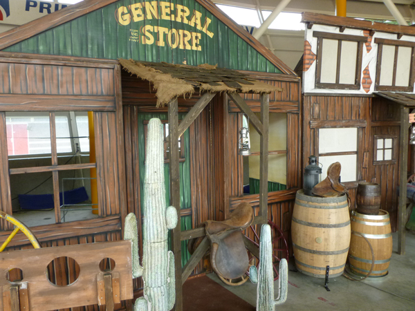 KLik op de foto voor meer country en westerndecoratiemiddelen